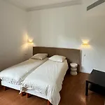 Central Champs Élysée - High Luxury 2 Bedroom Apartment